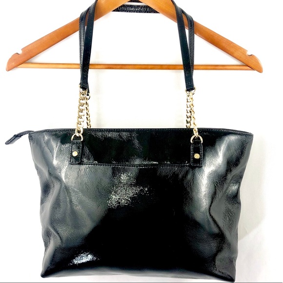 Michael Kors Handbags - Michael Kors Jet Set Black Patent Chain Tote
